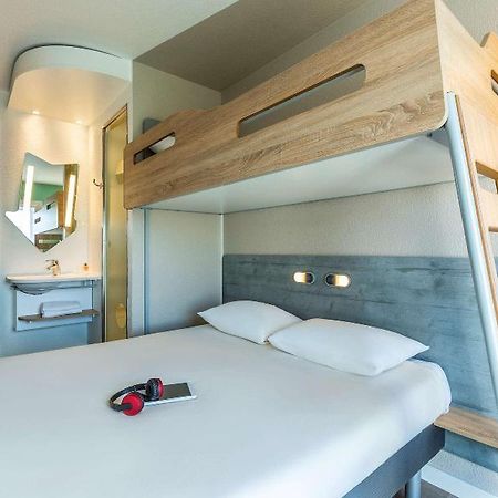 Ibis Budget Versailles Trappes Exterior foto