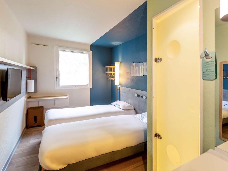 Ibis Budget Versailles Trappes Exterior foto
